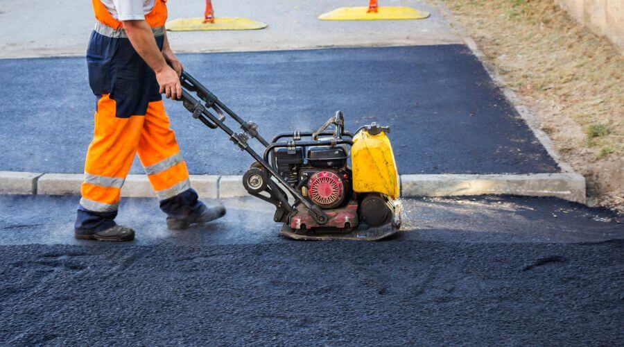 Professional gutter cleaning in Havre De Grace, MD